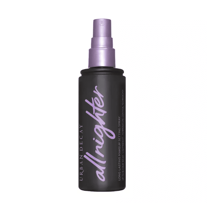 Urban Decay All Nighter Vitamina C. Nuevo setting spray que fija el maquillaje que aporta antioxidantes, resultado luminoso e hidratado.